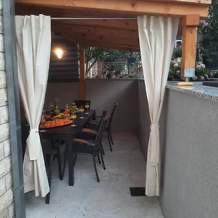 Radalj Apartment *