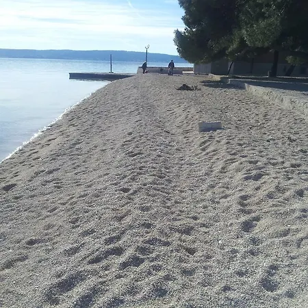 Appartamento Radalj *