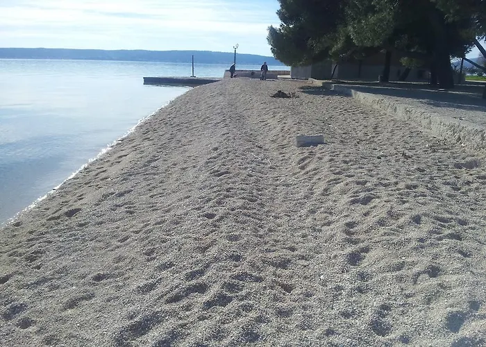 Appartamento Radalj *